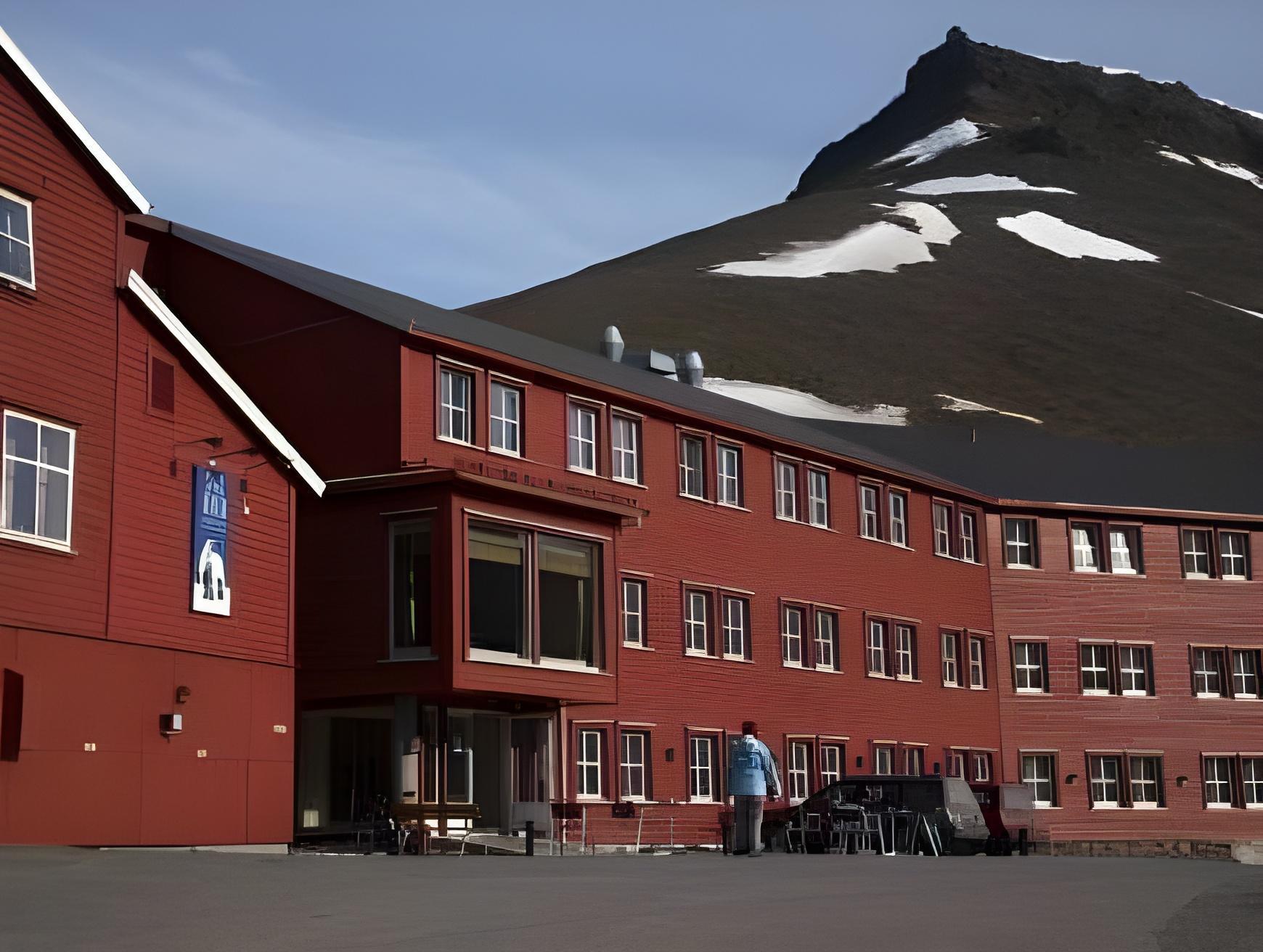 Best Price on Hotel Pyramiden in Longyearbyen + Reviews!