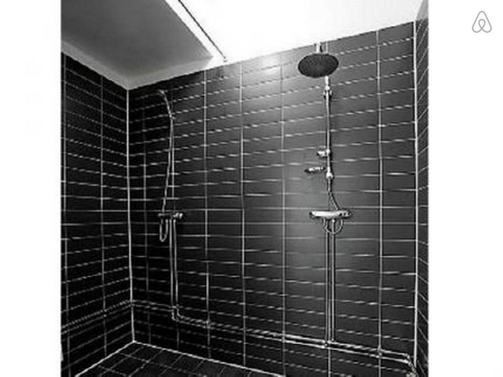 Habitación Individual con baño compartido