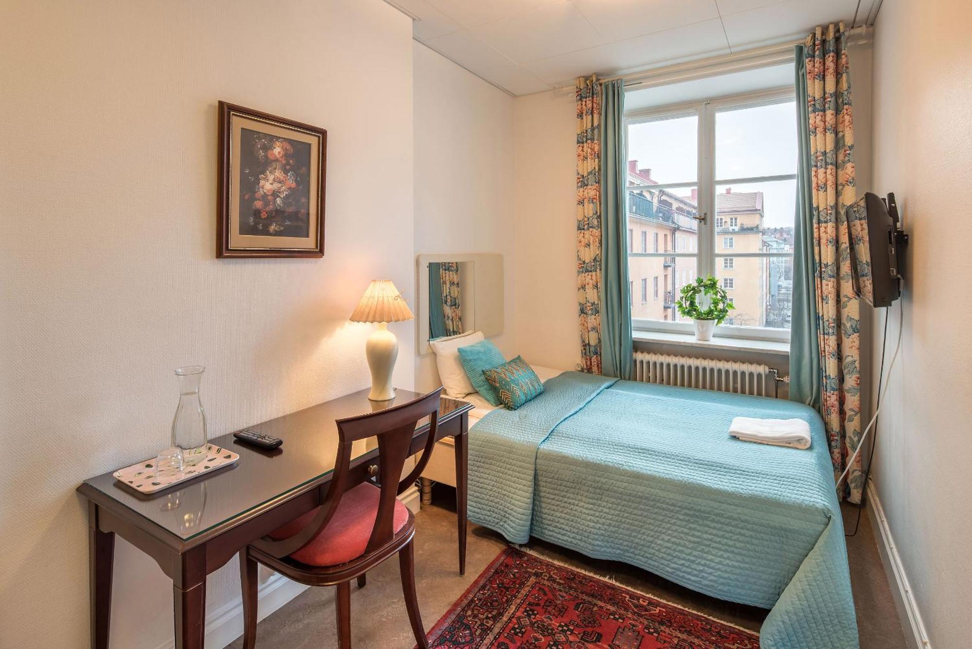 Kleines Doppelzimmer mit Gemeinschaftsbad