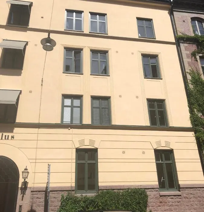 Cosy & Light 2 Bedroom Apartment In Sofo, 60Sqm-1