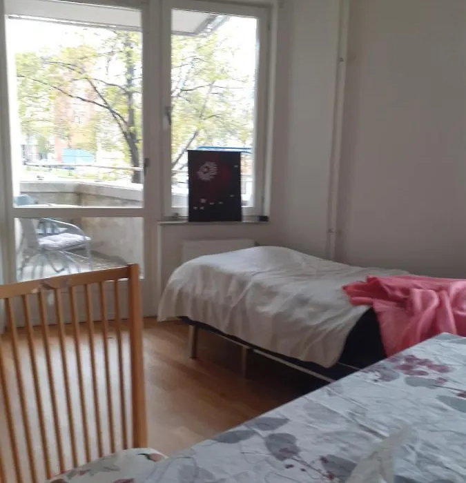 Konstnaersstudio M Balkong-1