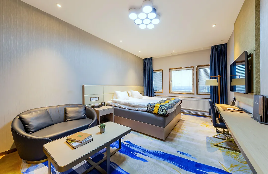 Livington Hotel-1