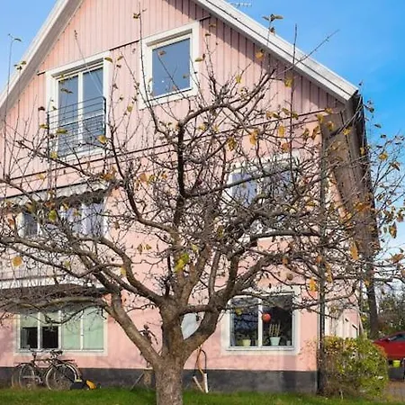 Pink House Room#1 Stockholm-3
