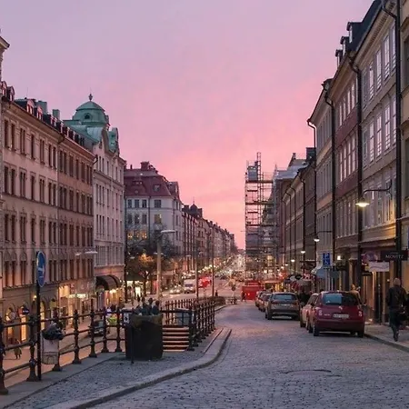Room In Guest Room - Trendy Guest Room With Best Location In Stockholm, 16 M2-3