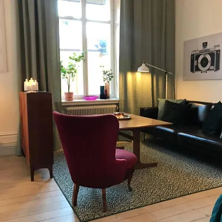 Bohemian And Light One Room Apartment In Sofo 31Sqm-2