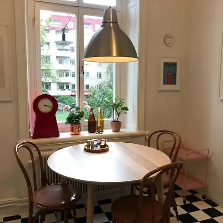 Artistic And Light 2 Room Apartment In Sofo 65Sqm-3