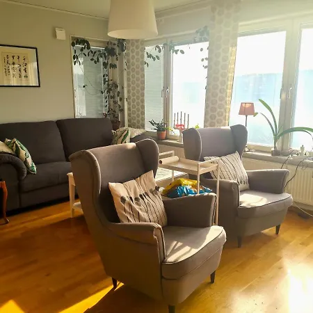 An Entire Floor In A Beautiful Villa, Close To Arlanda Airport-2