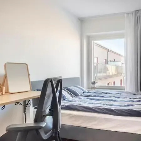 Private Room In Hammarby Sjoestad, Common Space Shared!-2
