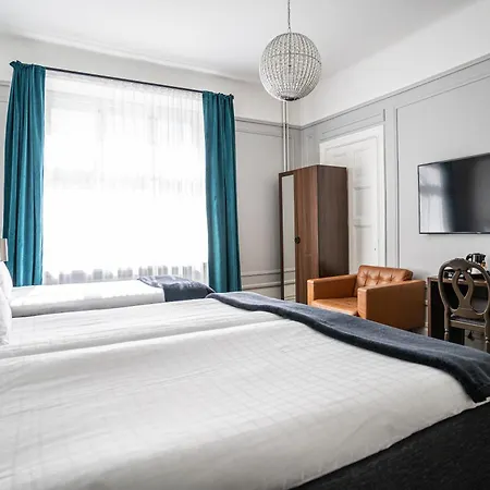 Queen'S Hotel By First Hotels-2